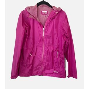 Marmot Women’s Medium Lightweight shell jacket in purple!